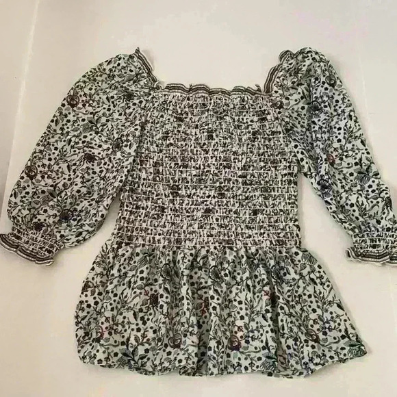 Max Studio smocked peasant blouse NWT size small - Picture 12 of 13